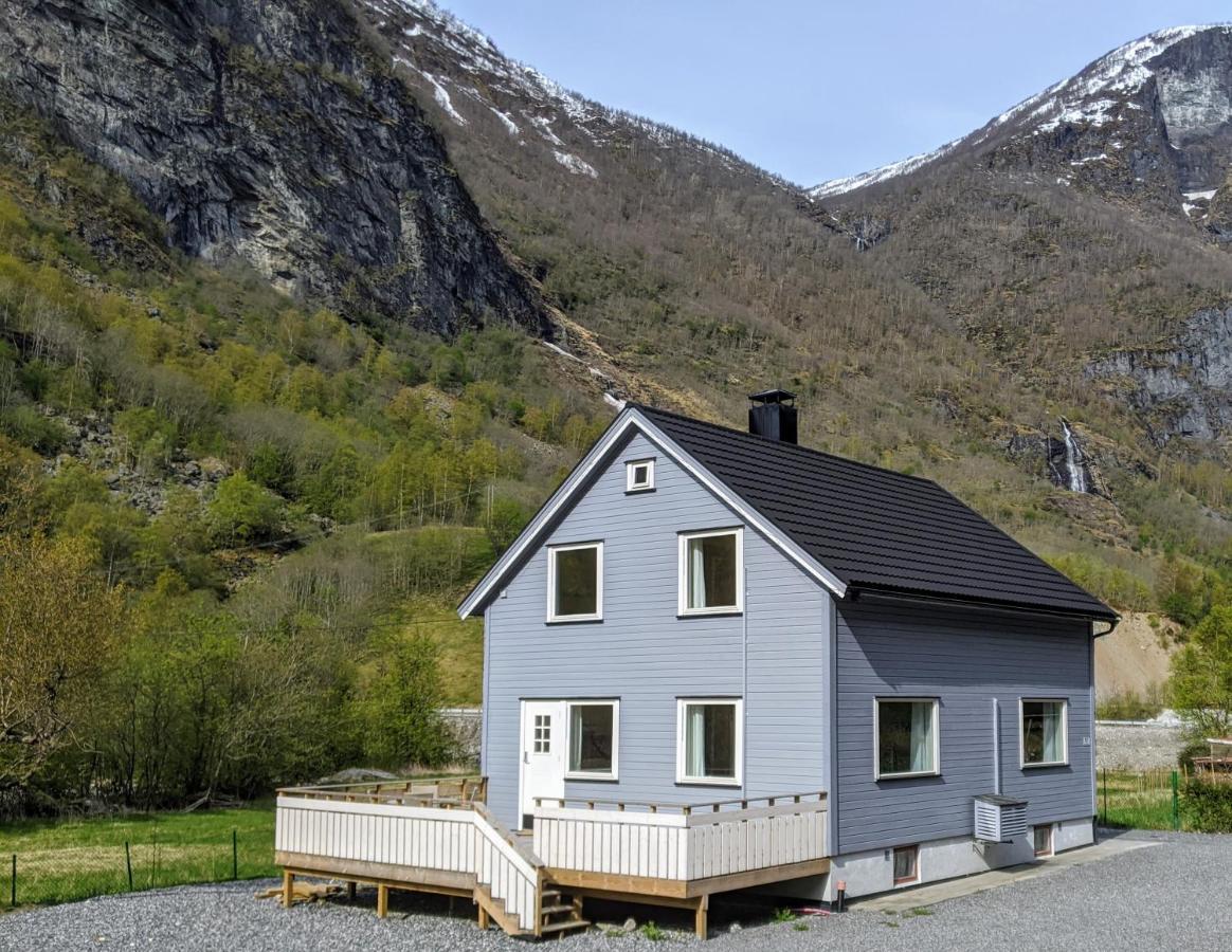 Two Bedroom Apartment In Beautiful Flam Valley Εξωτερικό φωτογραφία